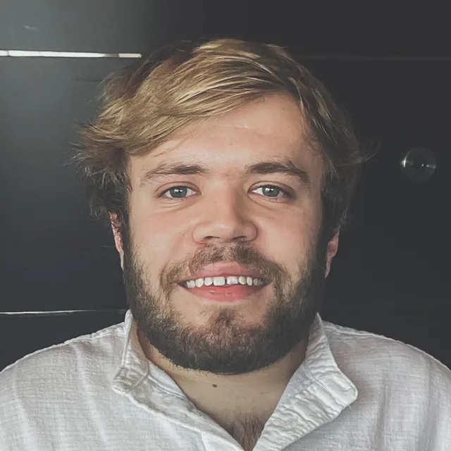 Portrait Etienne Fakler