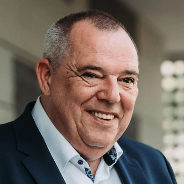 Portrait Oliver Fischer