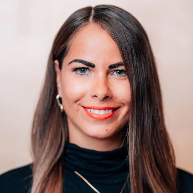 Portrait Jacqueline Rönsch