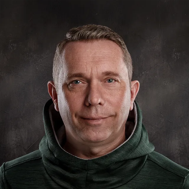 Portrait Thomas Adam