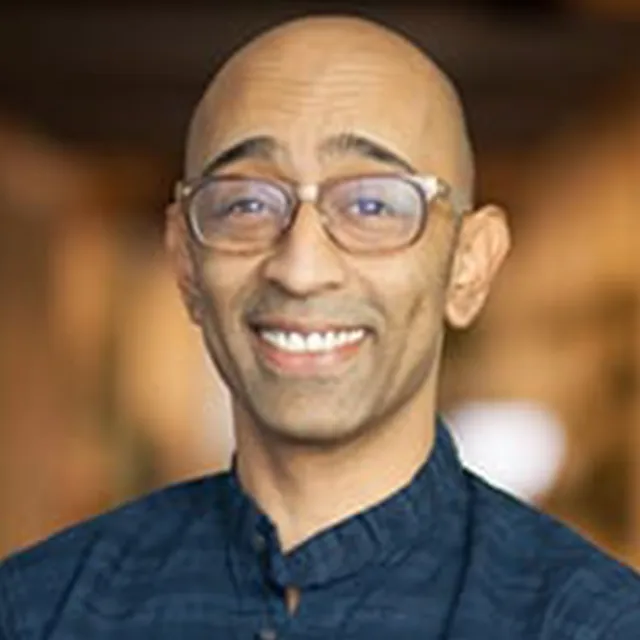 Portrait Anand Ronghe
